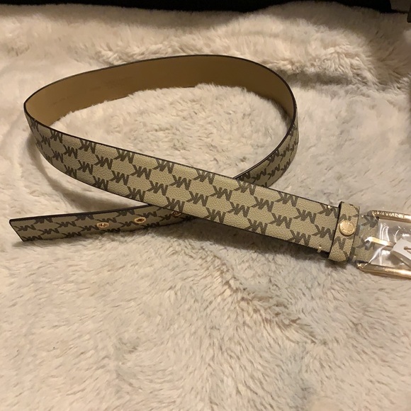 Michael Kors belt - Picture 3 of 3